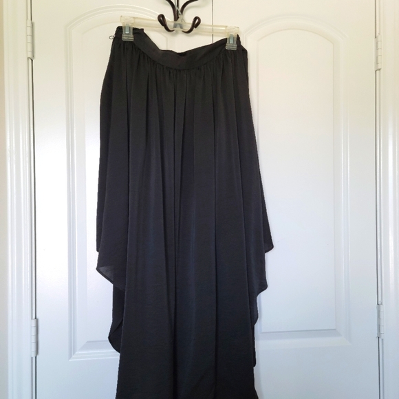 BCBGeneration New, black wrap around skirt, Size: Medium - Picture 2 of 2